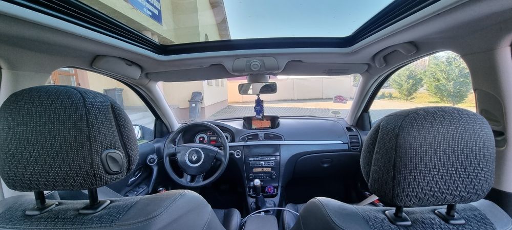 Vând renault laguna