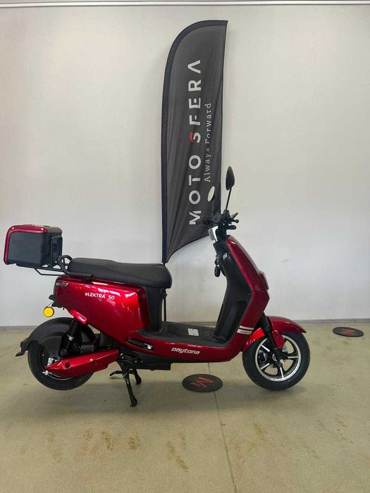 Scuter electric Daytona Elektra 25 km/ h, Top - case ! , Rate