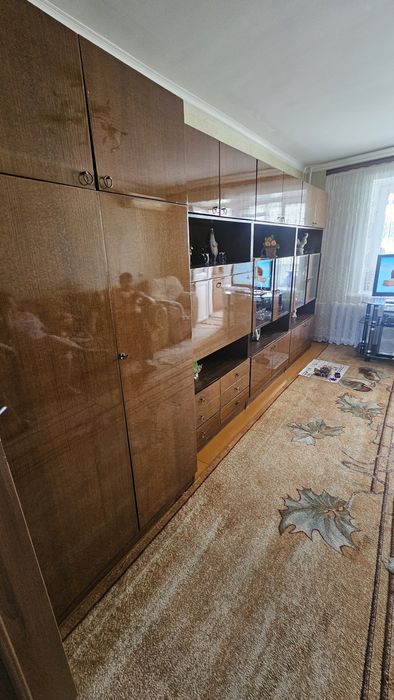 Продам советскую стенку