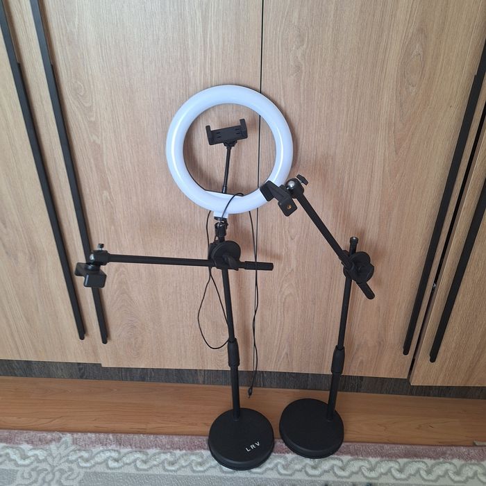 Кольцевая лампа light leg