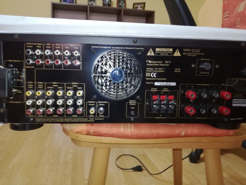 Nakamichi AV-7 receiver 5.1 amplificator