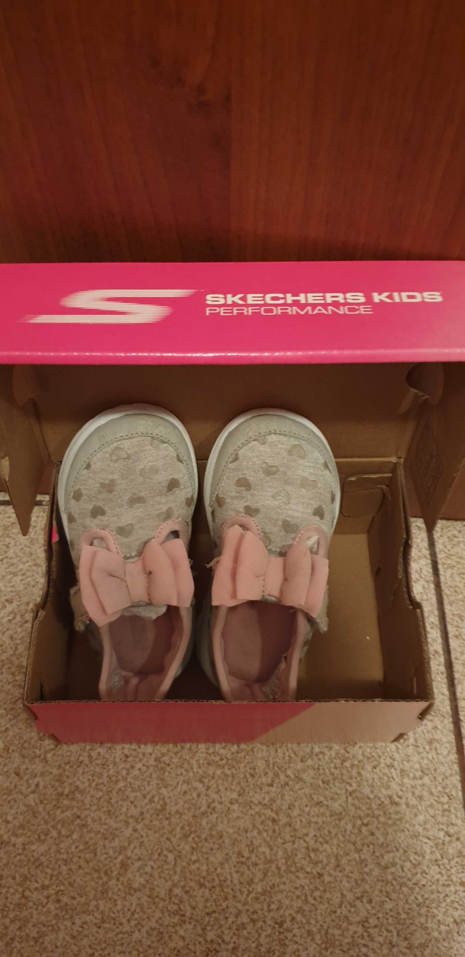 Skechers bitty outlet hearts