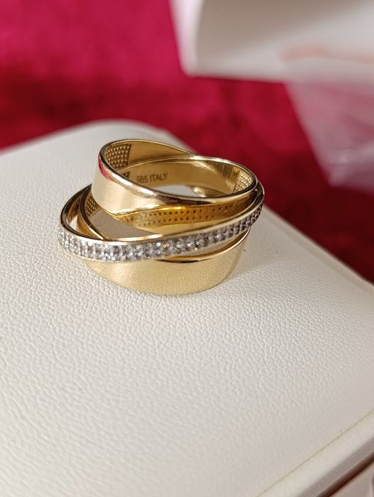 Золотое кольцо Турецкая изделия проба 585, вес 7,13 , размер 18,5