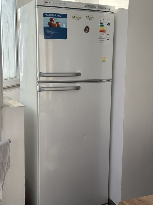 Продам холодильник Bosch срочно