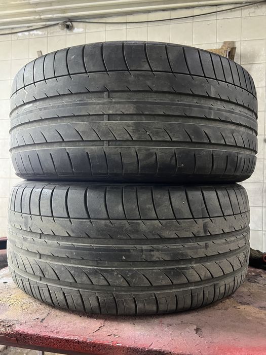 275/40 R20 Dunlop