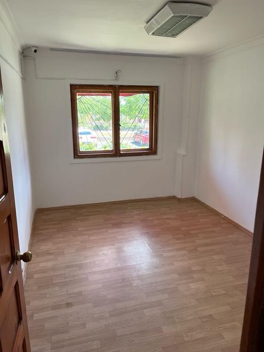 Spatiu comercial de vanzare