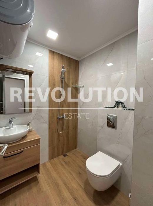 Дава се под наем Двустаен апартамент в Пловдив, Остромила - 65 кв.м за 434 € - Снимка #7