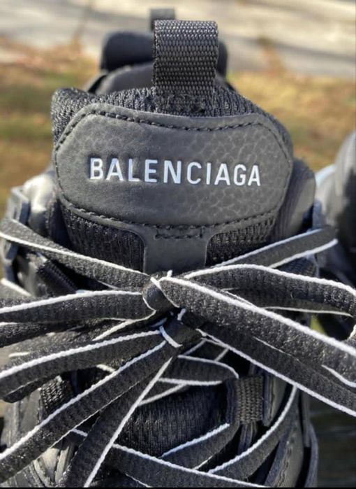 Balenciaga track led