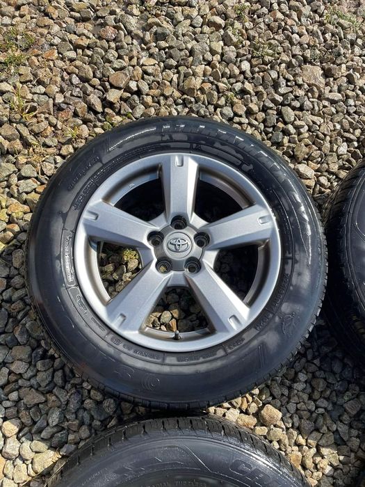 Джанти с гуми за Тойота Рав 4 2011г 17ки