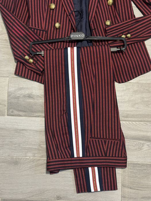 PINKO costum intreg de la 3320 la 1200 de lei