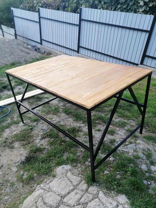 Masa 150 x 100 structura metalica