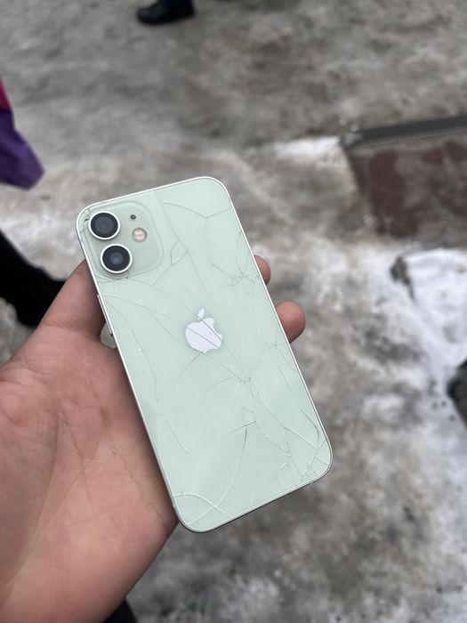 Iphone 12 на 128гб