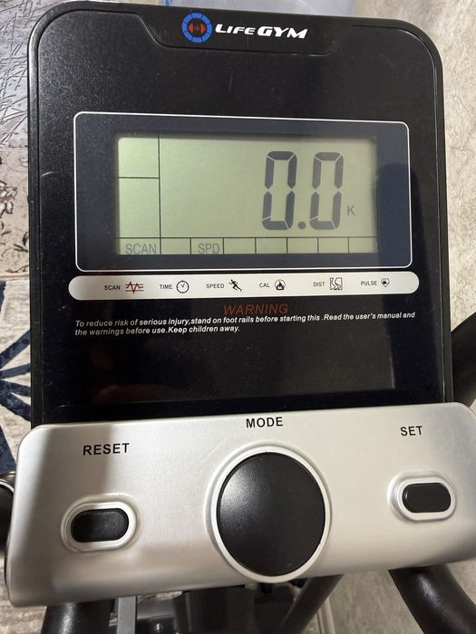 эллиптический тренажер life GYM