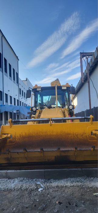 ЭКСКОВАТОР-ПОГРУЗЧИК 3в1. Копаем, грузим, планируем.