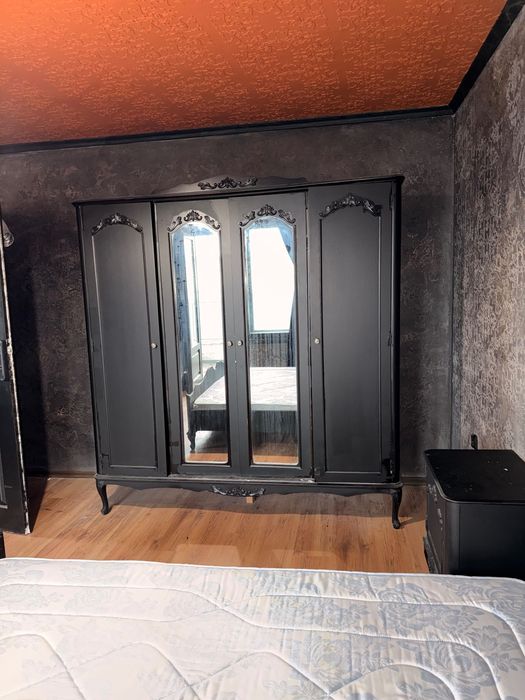 Ръчно изработени мебели комплект