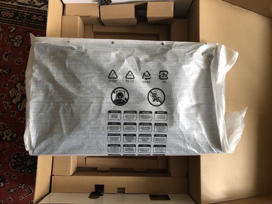 Premium Геймърски монитор-Philips Evnia 27M1N3200ZA-FullHD, FreeSync