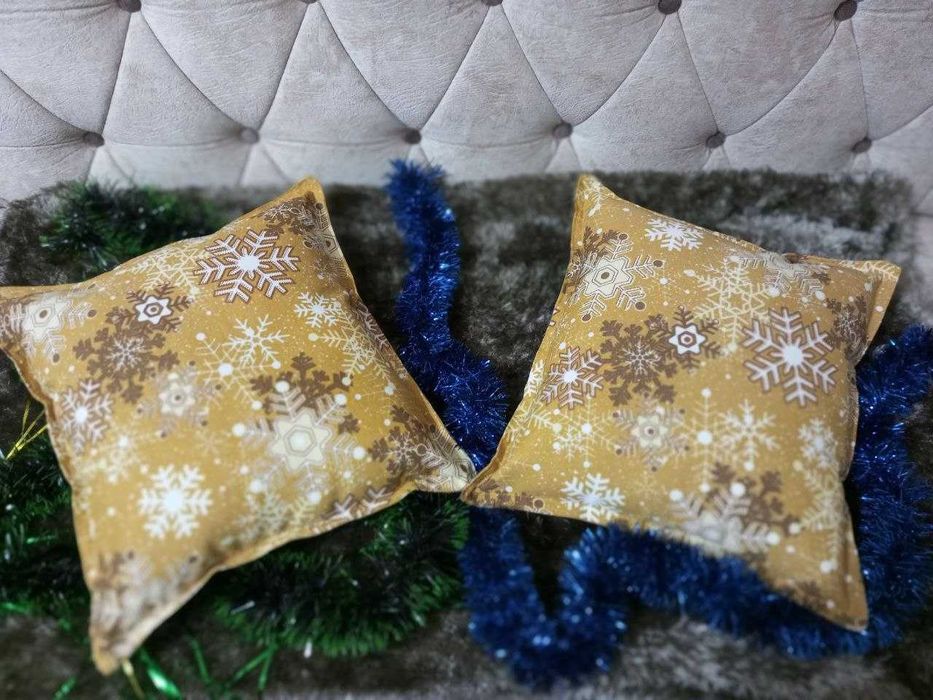 Декоративные  новогодние подушки
