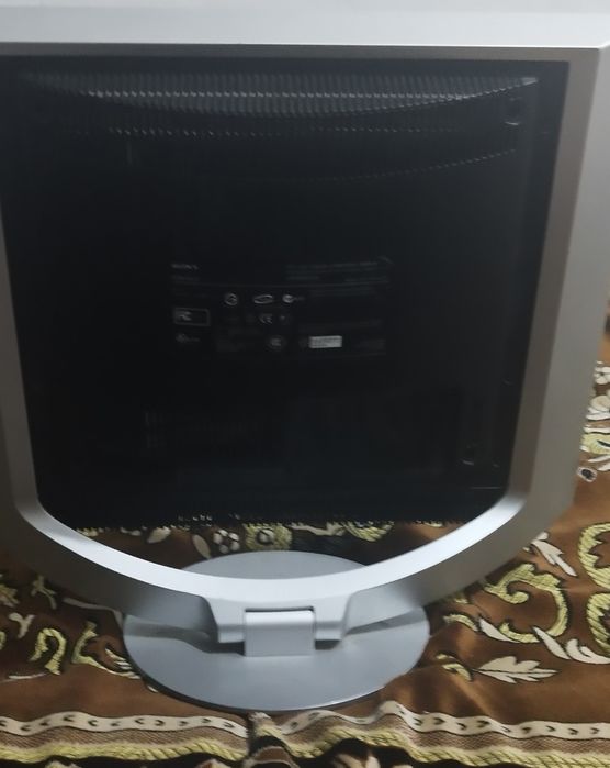 Монитор и системный блок