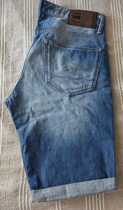 Мъжки бермуди G-star Raw 45 евро