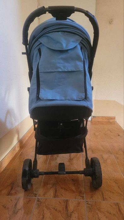 Продаю детскую коляску