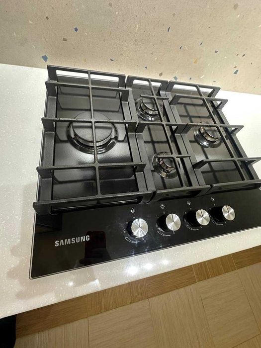 продам 2 комнатную на Шанхае