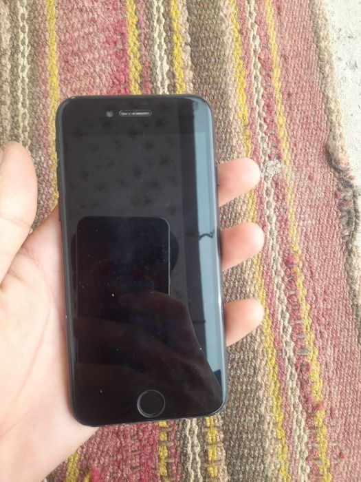 IPhone 7 xotirasi 32 gb 75% yonkist xama joyo radnoy