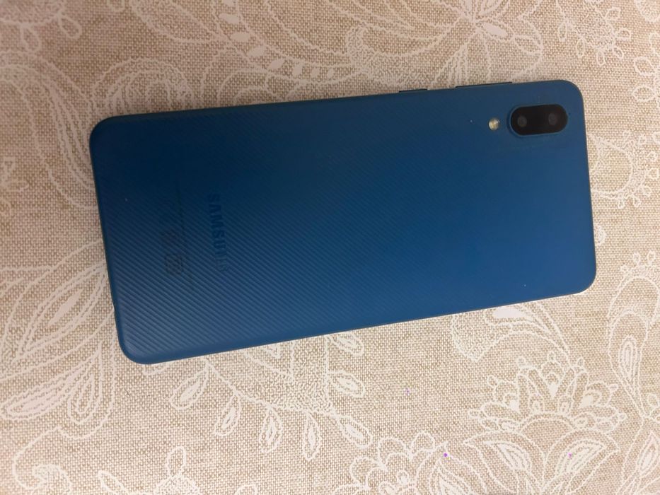 Мобильные телефоны