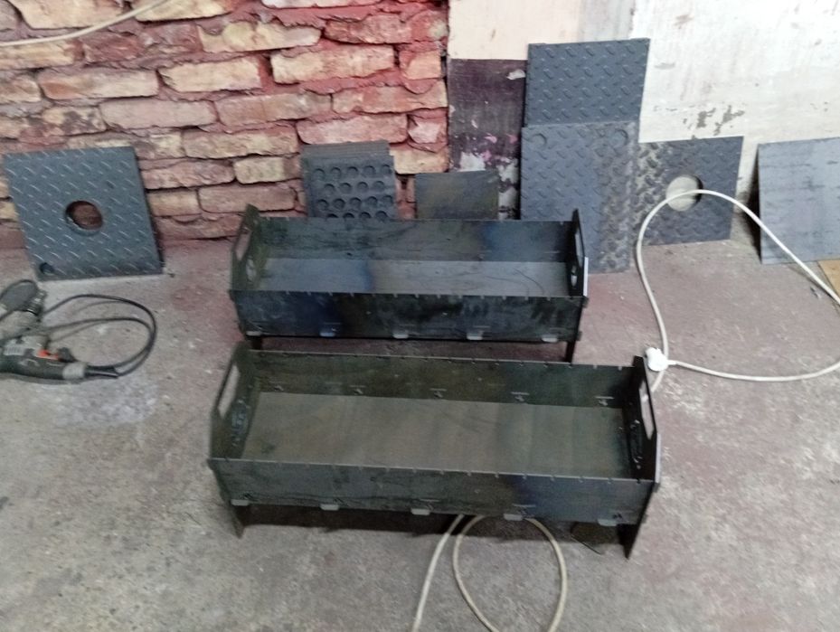 Продается сборны  мангал толщина материала 2.5мм