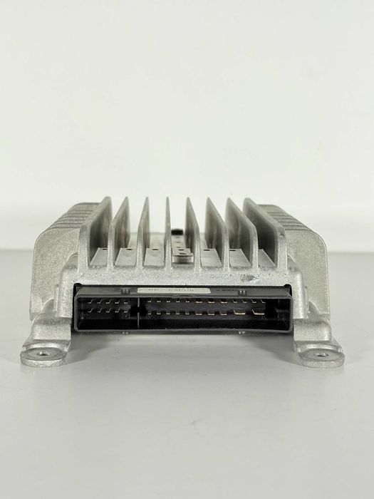 Усилвател БОСЕ Ауди А4 B6/B7 Кабриолет (03-09г) Usilvatel BOSE AUDI A4 B6 B7 Cabrio OEM: 8H0035223C