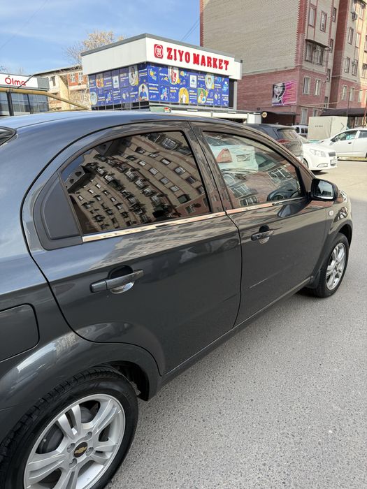 Sotiladi Nexia 3 2019