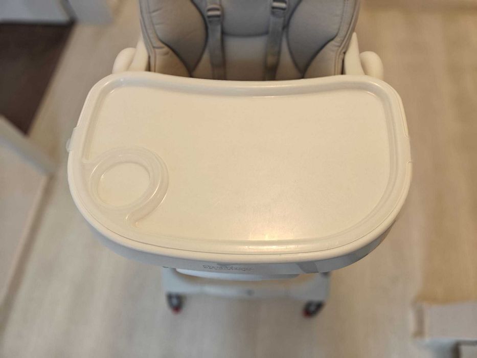 Scaun de masa bebelusi Peg Perego