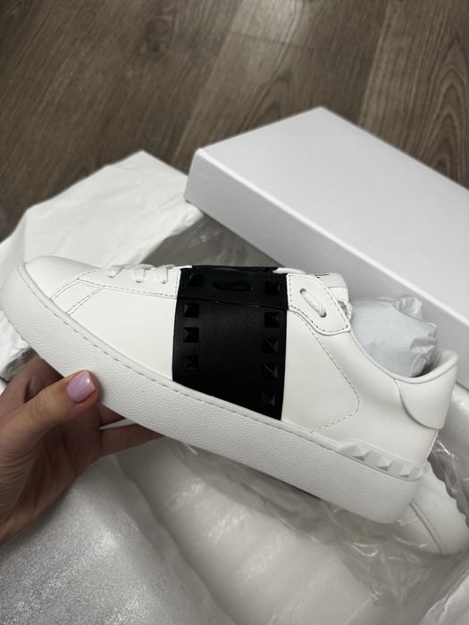 Valentino Sneakers