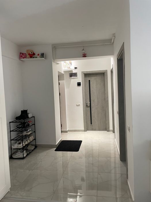 Închiriez apartament, strada Rezervelor