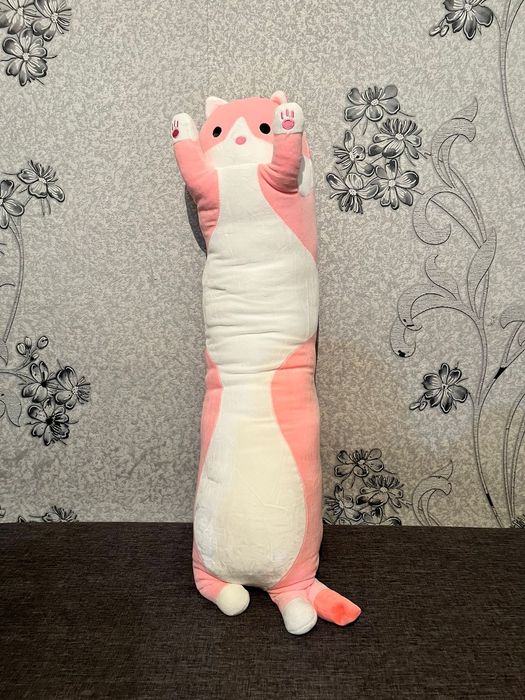 Игрушки обнимашки для подарков девушкам