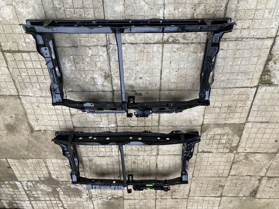 Очиларка/маска за тойота урбан крузер/Toyota urban cruiser 2010г