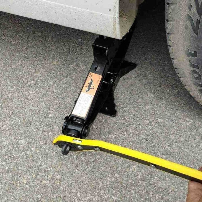 Крик тип Жаба с Тресчотка 1 тон autolife.bg