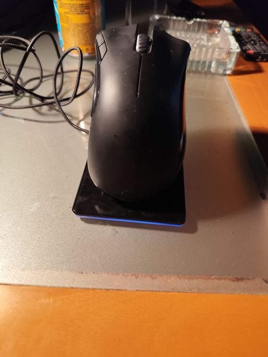 Докинг станция за зареждане на мишка Razer Mamba
Докинг станция за