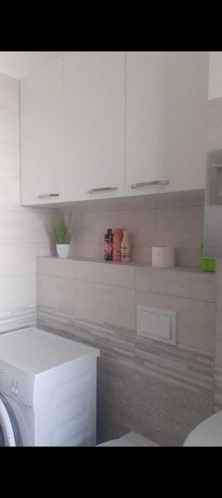 Închiriez apartament cu contract