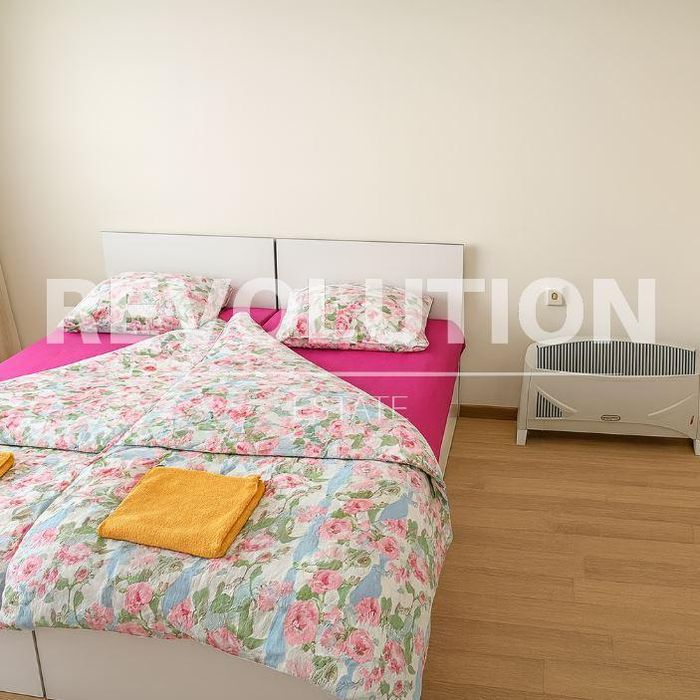 Дава се под наем Тристаен апартамент в Варна, Чайка - 120 кв.м за 500 € - Снимка #4