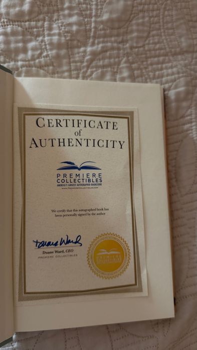 Книга на Madison Beer