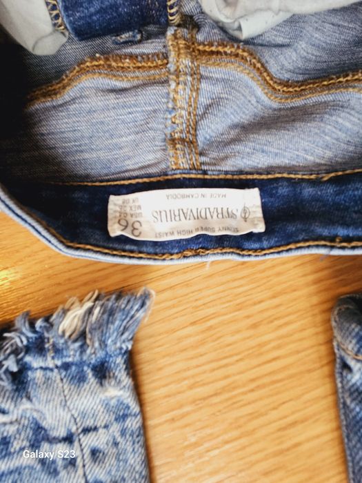 Jeans dama.35 lei bucata