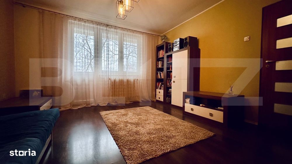 Apartament 4 camere, 2 bai, decebal, etaj intermediar