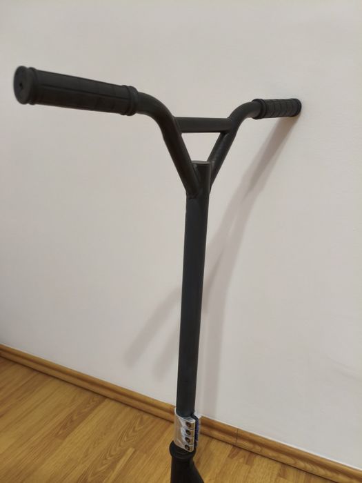 Продам самокат хороший