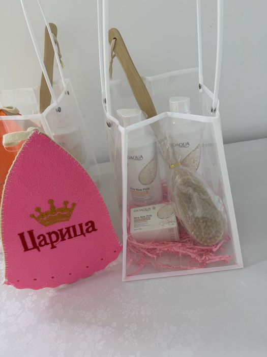 Продаются боксы на 8 марта