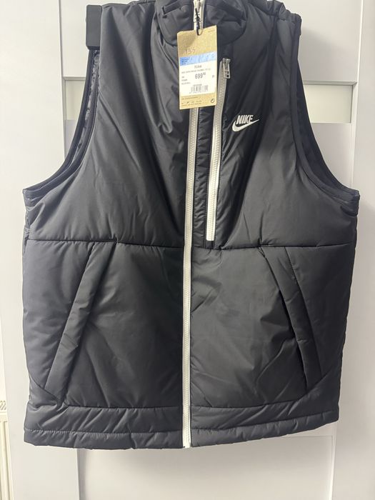 Vesta nike marimea M