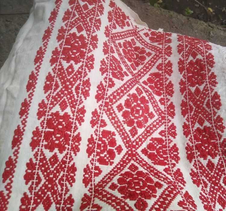 Ștergar /Prosop traditional, țesut si cusut manual, cu dantela macrame