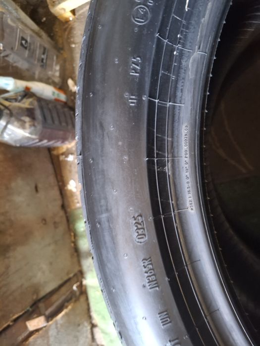 325 35 22 Pirelli PZ5 DOT 2025 vara NOI