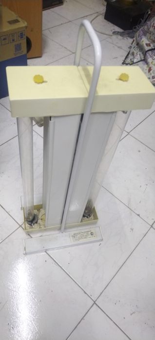 Продам лампу, бактерицидную