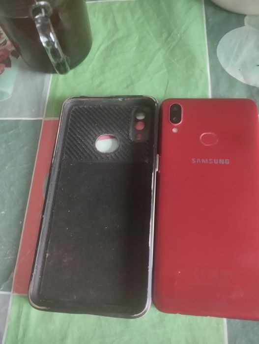 Продам смартфон самсунг А10s