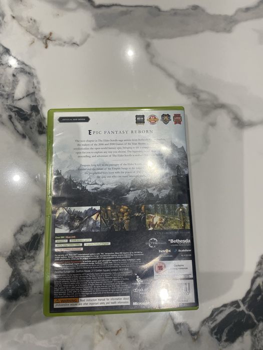 Xbox 360: The elder scrolls skyrim